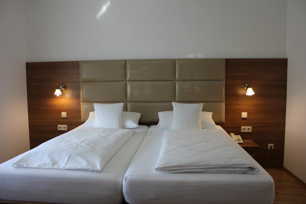 Hotel Rheinbruecke Rheinfelden  Esterno foto